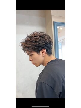 ナチュラル 渋谷(NATURAL) フェザーパーマ/スパイキーショート/サーフカール[メンズ/渋谷]