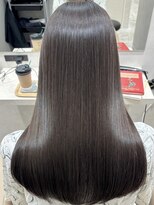 サロウィン 那覇店(SALOWIN)&nbsp;ダークアッシュココアベージュマロンベージュフェミニンロング