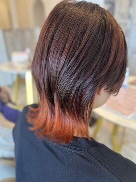 ハグクレア(HUG CLAIRE) カットカラーインナーカラーオレンジショートウルフ春日井市