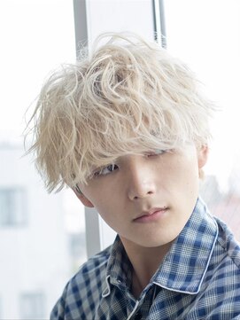 オーバー 町田店(OVER) ハイトーンカラー【町田/メンズ/パーマ/眉毛/ブリーチ】