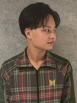 キャパ セントラル 天神 大名店(CAPA central) 刈り上げ センターパート ローフェード 韓国ヘア ツーブロック