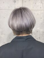 サロンドミルク 原宿(salon de MiLK)&nbsp;ホワイトシルバー