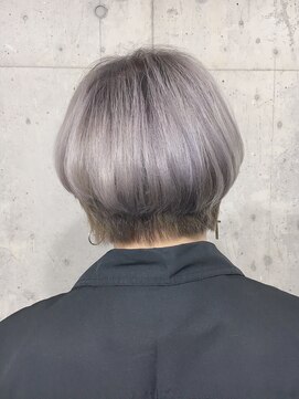 サロンドミルク 原宿(salon de MiLK) ホワイトシルバー