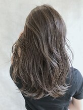 アンダーバーホワイト 静岡店(_WHITE)