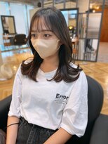 結んでも可愛い後れ毛シースルーバング