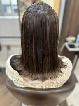 アプシー 三田駅前店(Apsee) ハイライト/ダークアッシュ