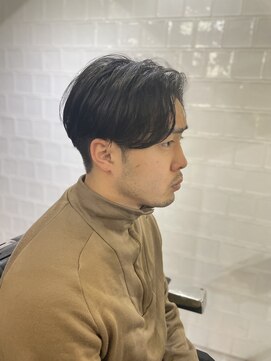 メリケンバーバーショップ フクオカ(MERICAN BARBERSHOP FUK) 波巻き束感ショートツーブロックマッシュアップバングコンマヘア