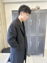 グリ(GRIS)&nbsp;ツイストスパイラルパーマ/マッシュ