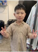 メンズ刈り上げ短髪クロップスキンフェードバーバースタイル
