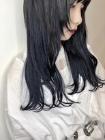 ラヴェ(LAWE.)&nbsp;ロングstyleでも顔まわりにレイヤー♪ウルフstyle