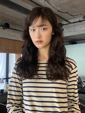 ノラジャーニー(NORA Journey) セミロングオリーブグレージュレイヤーパーマレイヤーカット