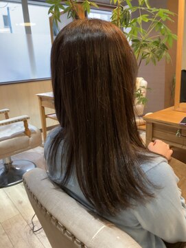 リブラン バイ ルッカ(Liburan by Lucca) 2月　白髪ボカシカラー