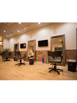 [大阪第1ビル]熟練施術者のみ×完全マンツーマン施術であなたの理想を実現します★Aujua正規取扱いサロン◎