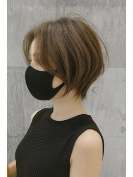 ロハスバイケンジ(LOHAS by KENJE) 【小田急相模原】大人ショートボブ