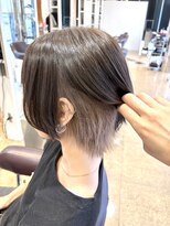 レッド(ReD)&nbsp;ウルフ/インナーカラー/ミルクティーベージュ