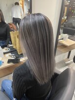 ラフ(LAFF)&nbsp;ホワイトシルバーバレイヤージュカラー