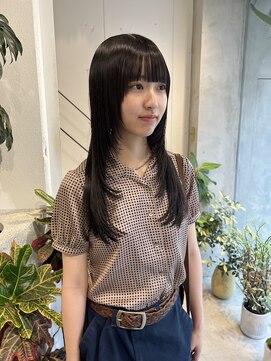 オムズ(OM's) レイヤーカット/ハッシュカット/ワイドバング