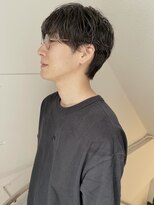 エッセンス(THE ESSENCE)&nbsp;nuance shortマッシュパーマウルフアッシュブラックカルマパーマ