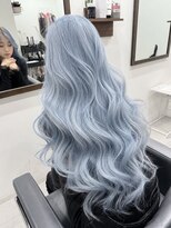 ココ 横浜(coco)&nbsp;★真似できる人はごくわずかな　アイスブルーカラー