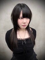 シア(XIA) ロングウルフ ハイレイヤーカット