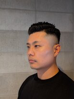 ワンワンオー バーバーショップ コンチネンタル(@110 BARBER SHOP continental)&nbsp;サイドパートコームオーバーネオ震災刈りスキンハイフェード