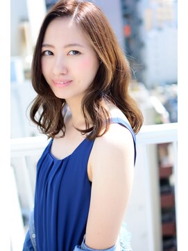 ノイン(noine) noine☆marina   ツヤ色ブラウンベージュ！