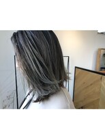 アーブル ヘアーアンドメイク(ARBRE) ブリーチバレイヤージュハイライトグレージュトリートメント