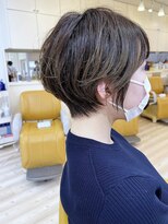 モリオ フロム ロンドン 成増店 【morio成増 セリザワ】ショートボブとハイライトカラー