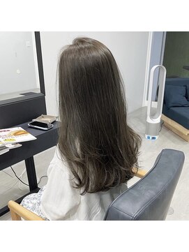 チーク(CHiiK) オリーブグレージュ