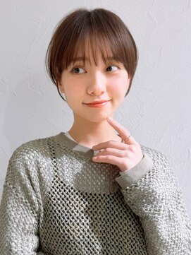 アンド ストーリーズ(&STORIES) 前髪あり耳掛け丸みくびれ/20代/30代/40代/ショート/ボブ（蘭）