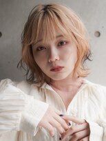 カライング(ing) 大人可愛い20代30代40代前下がりひし形小顔丸みショートウルフ