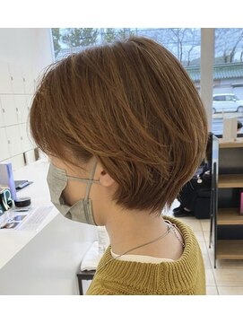 アコーズ タツミガオカ(accords tatsumigaoka) ショートボブ/耳掛けショート/伸ばしかけショート