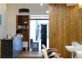 ディライトヘア 御影店(DELIGHT HAIR)の写真/【三宮/御影3分】仕事帰りにも立ち寄れるメンズサロン。心地良い空間で、あなたに似合うスタイルをご提供！