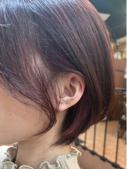 トレンドの韓国風レイヤーカット、シースルーバングからウザバングもお任せ♪ご希望のデザインを叶えます。