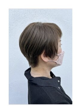 ブロッサム 東久留米店(Blossom) 大人ショートボブ30代40代50代◎絶壁解消ひし形