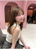 オリーブブラウン/レイヤーカット/透明感カラー/韓国ヘア