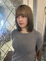 シェール(CHERE)&nbsp;レイヤーカット ミディアムレイヤー