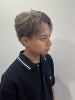 ウォルト(walt) 栄 メンズ シルバーアッシュ アップバングショート