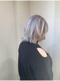 76. ホワイトシルバー/外ハネボブ/似合わせ/ツヤ感