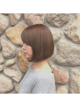 ヘアデザイン ラポール 茨木店(hair design Rapport) イノセントスモーキーアッシュでマニッシュ&クールラウンドボブ
