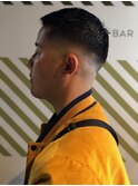フェードカットスタイル【BARBER-BAR】