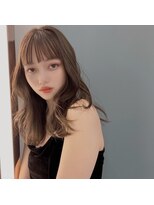 シキ 渋谷(siki) ベージュカラー/ブリーチなしダブルカラー/赤 み消し/渋谷/原宿
