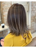 ブロンド 町田(BLONDE)&nbsp;ミルクティーベージュ×ハイライトグラデーション