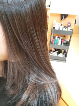 ディーエージーヘアブース(DaG Hair Booth)の写真/髪のダメージを根本から改善し、本来の美しさを取り戻します！思わず触れたくなるような質感に♪