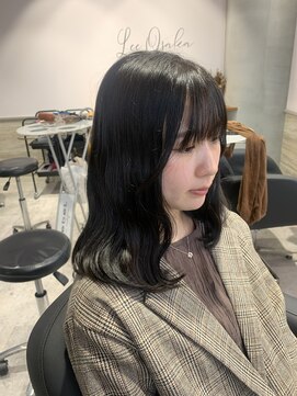 リーオオサカ(Lee Osaka) グレージュカラー