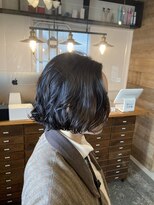 アミュレット バイ サファリ 西荻窪(AMULETTE BY SAFARI)&nbsp;《お客様スタイル25》ワンレンボブ×パーマ復活