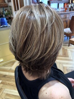 バーグ ヘアー(bague hair)の写真/カットが上手は当たり前◎bague hairはカラーもお客様に合わせたベストな提案で、大人女性の美しさを創る