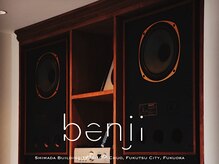 ベンジー 福間(benji)の雰囲気（洗礼された居心地の良い空間です。）
