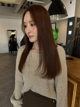 ナンバー(number+) 20代30代大人かわいいモカベージュナチュラルロングヘア