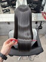 シンシア 新宿(CYNTHIA)&nbsp;【CYNTHIA/makoto】ホワイトグレージュ/チェリーブラウン